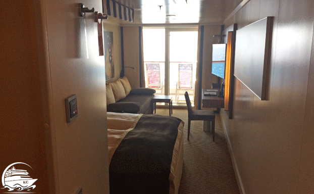 aidaperla-verandakabine-9287-innenraum-622px Blick in die Kabine Richtung Balkon