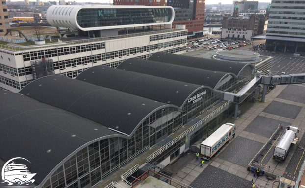 Blick auf das Cruiseterminal Rotterdam