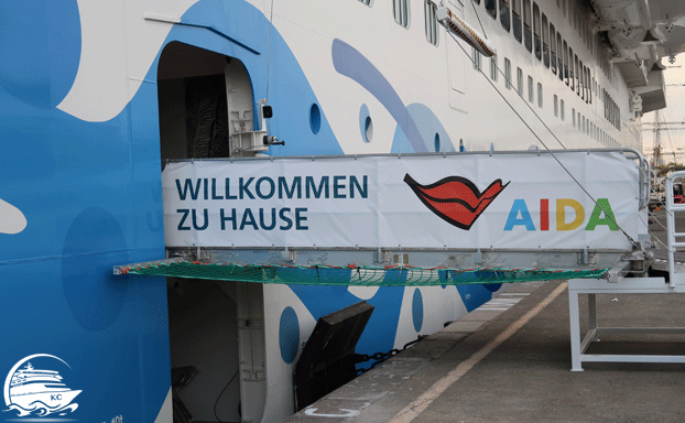 aida-willkommen-zu-hause-622px Gangway zum Schiff