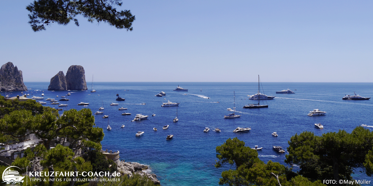 Neapel auf eigene Faust - Bucht von Capri Neapel auf eigene Faust - Sehenswürdigkeiten, Ausflüge, Kreuzfahrtanleger