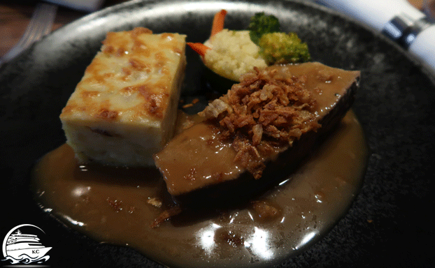 Hauptgang im Time Machine Restaurant AIDAnova Erfahrungen - Das Essen - Time Machine Restaurant - Hauptgang