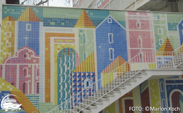 Ausflugstipps Lissabon Sehenswürdigkeiten -  Mosaik am Treppenaufgang