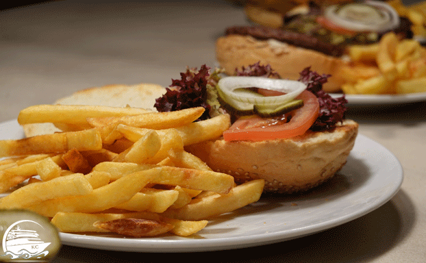 Burger AIDAcosma Restaurants Erfahrungen - Fuego Familien Restaurant - Burger