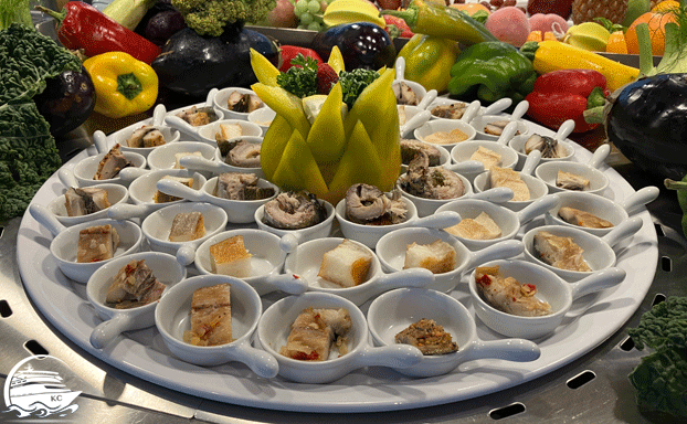 Fischplatte im Oceans auf AIDAcosma AIDAcosma Restaurants Erfahrungen - Oceans - Fischplatte