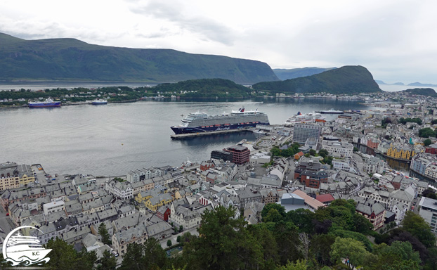 Ålesund Ausflug - Hausberg Aksla - Ausblick auf die Mein Schiff 1