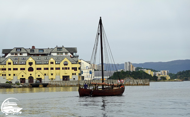 Ålesund Ausflug - Wikingerboot in Ålesund