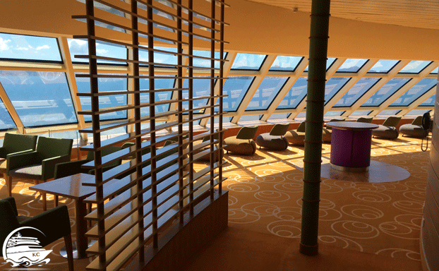 Sitzgelegenheiten mit Panoramablick AIDA Lounge auf AIDAblu - Sitzgelegenheiten mit Panoramablick