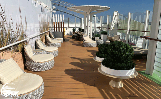 Sitzgelegenheiten AIDA Lounge auf AIDAnova - Aussenbereich