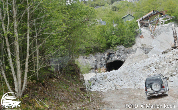 Ausflug Molde - Eingang zum Bergwerk