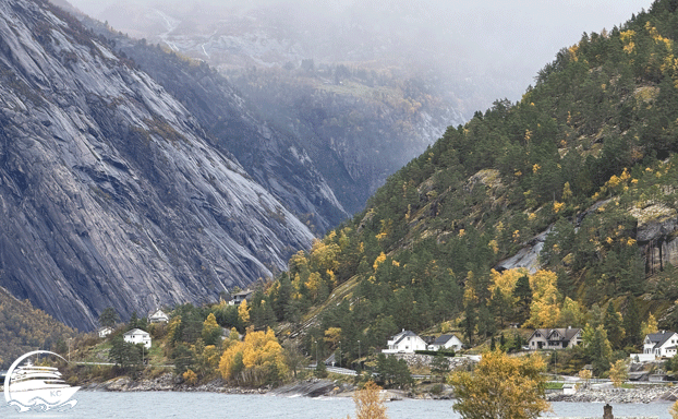 Kreuzfahrt 36 - Berge in Eidfjord