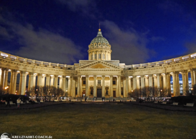 CR may mueller st petersburg kathedrale der heiligen mutter von kazan 1500px