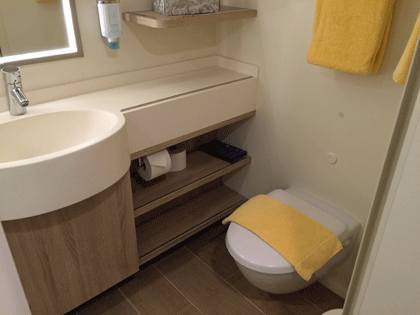 AIDAprima Innenkabine - WC Bereich