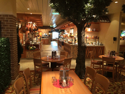 Blick ins Bella Donna Restaurant auf AIDAprima