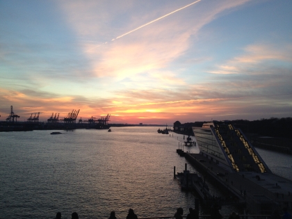 Abendstimmung am Hamburger Hafen