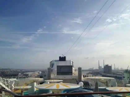 Daniel - Über mich 15 Der Himmel über dem Pooldeck im Sommer