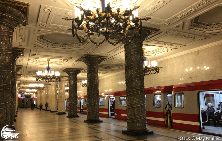 Die Metrostation Avtovo in St. Petersburg ist eine Sehenswürdigkeit für sich!